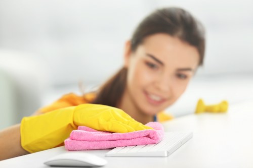 One-off deep cleaning and tenancy cleaning support in Catford